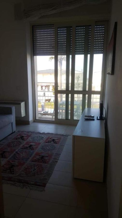 Apartament Monolocale Lungomare Viareggio Zewnętrze zdjęcie